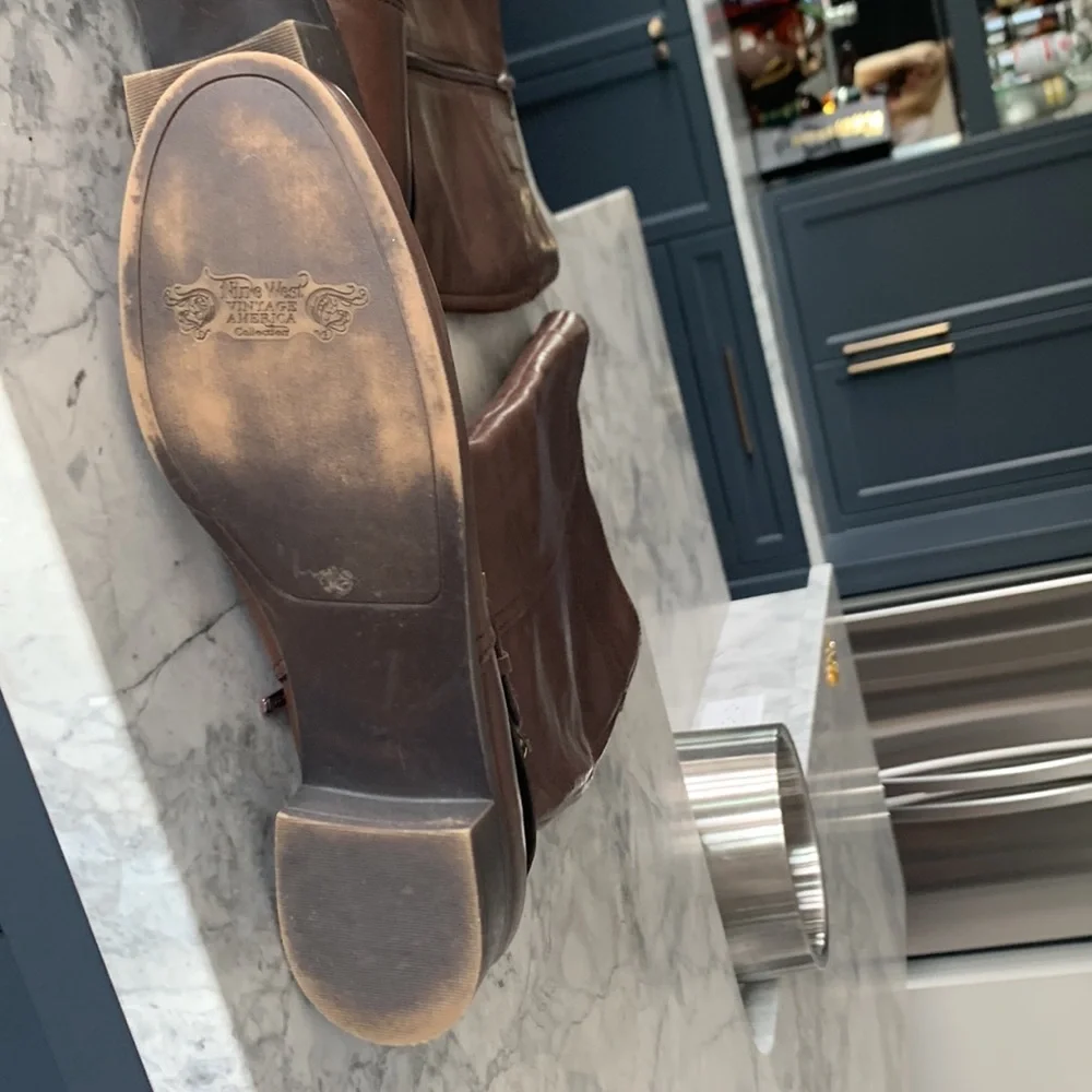 Nine West leather riding boots 9 - Picture 3 of 5